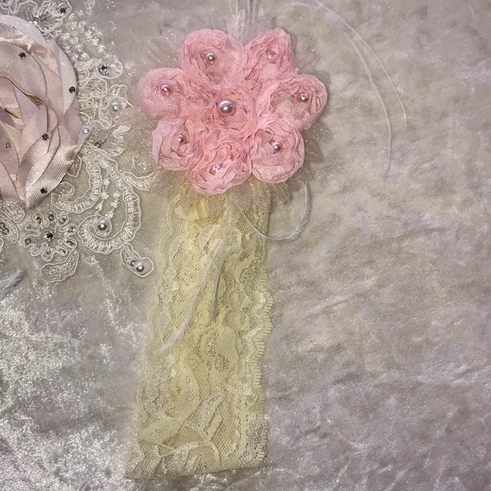 Embellished lace headbands and hair brochure NWOT